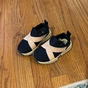 Size 5 toddler DKNY tennis shoes